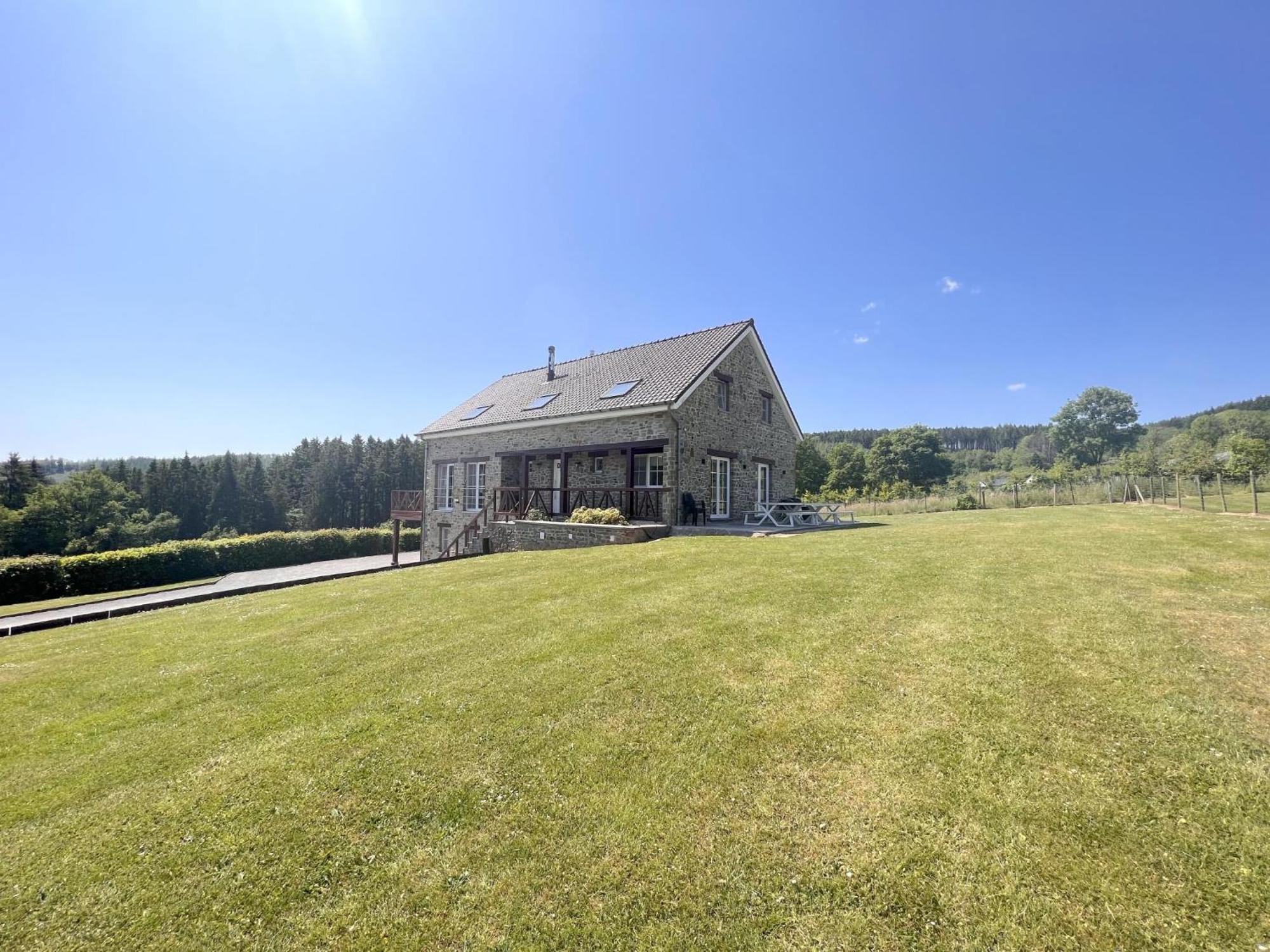 Sur Les Thiers Vila Lierneux Exterior foto