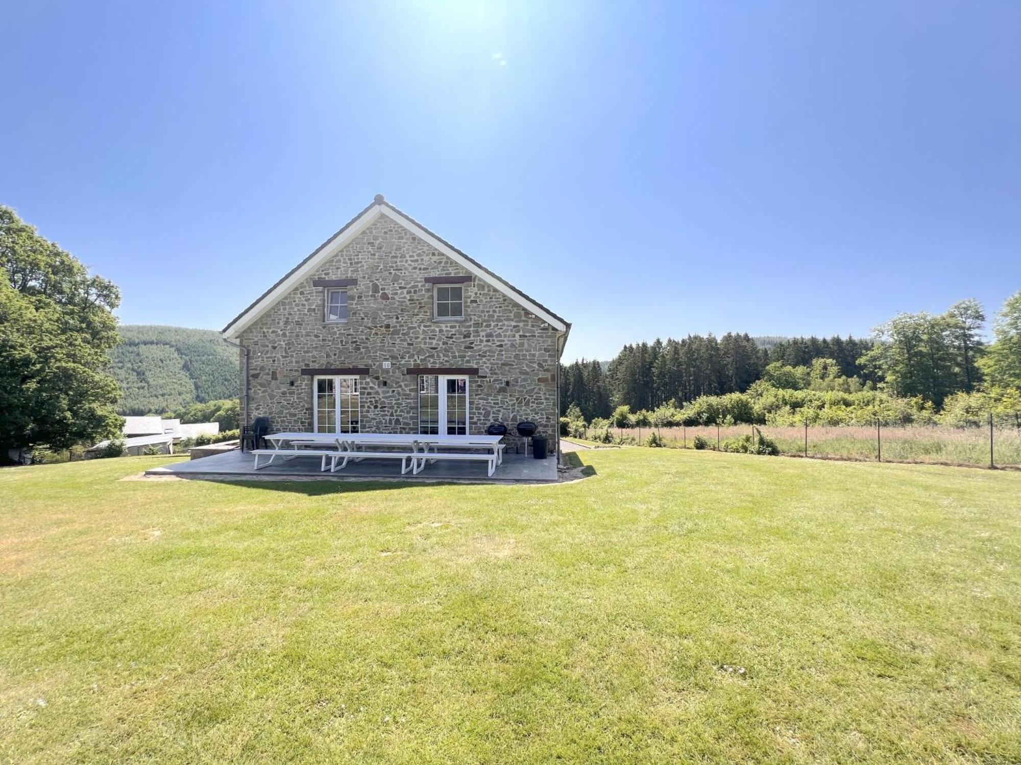 Sur Les Thiers Vila Lierneux Exterior foto